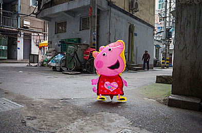 射洪县双拥月活动丰富多彩